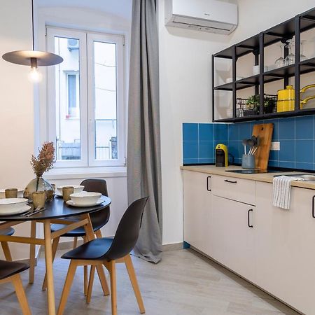 Stylish Apartment With An Arty Touch Fast Wifi Trieste Extérieur photo