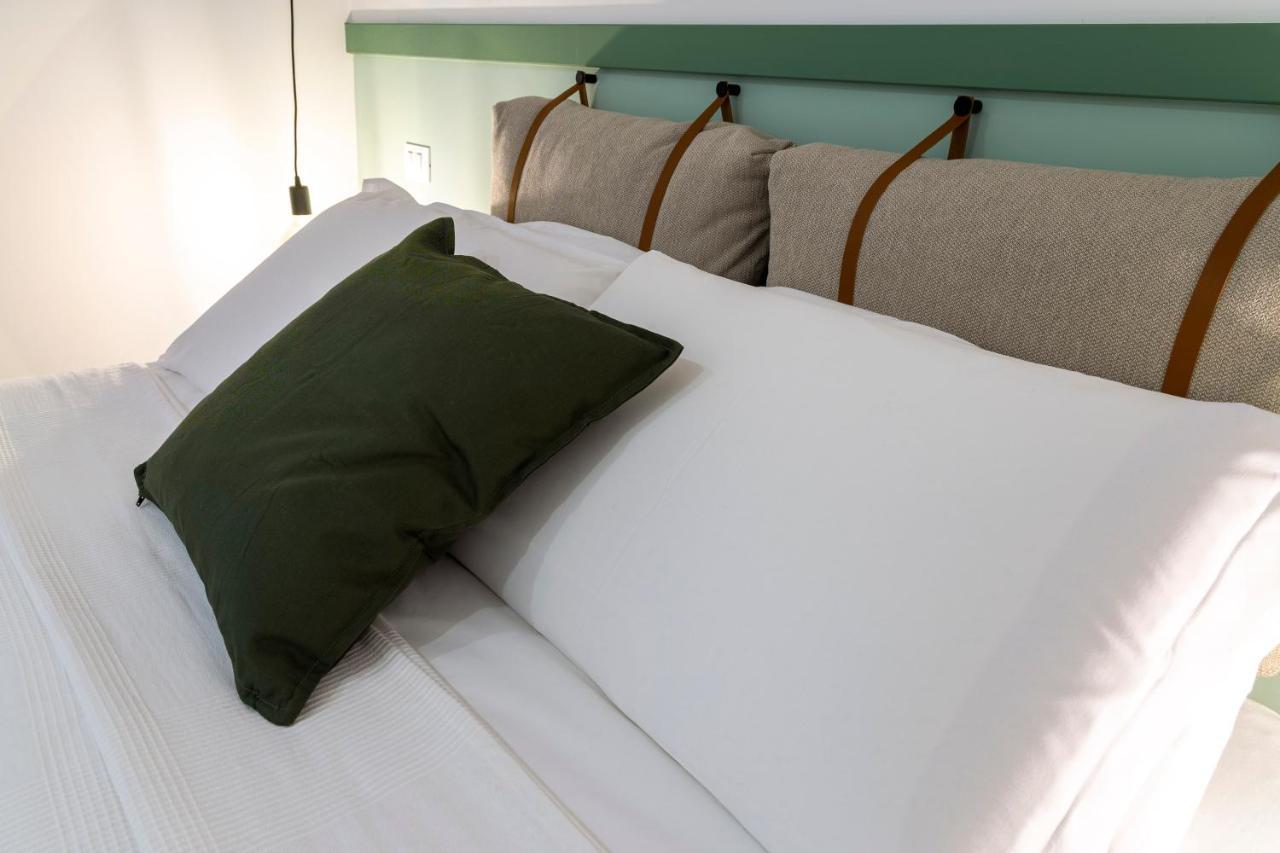 Stylish Apartment With An Arty Touch Fast Wifi Trieste Extérieur photo