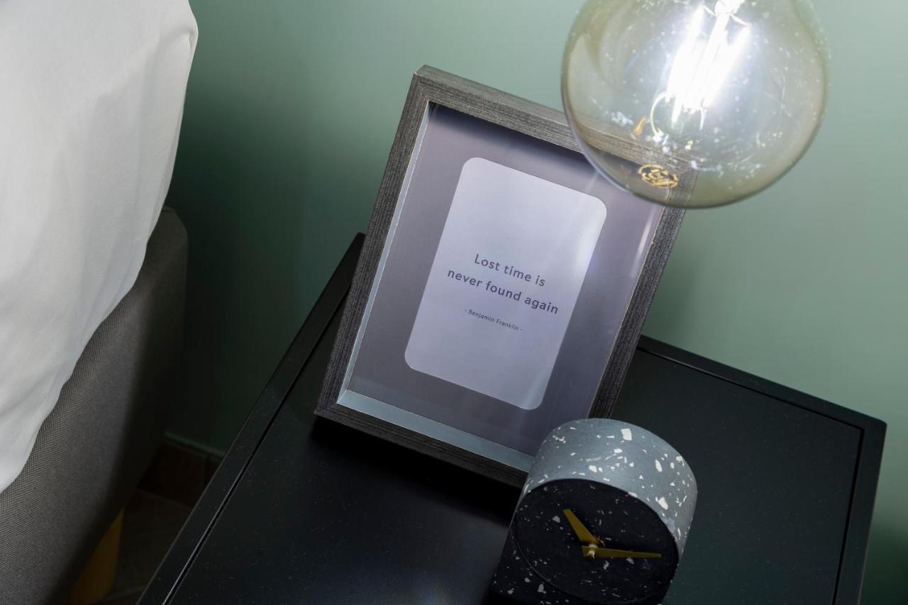 Stylish Apartment With An Arty Touch Fast Wifi Trieste Extérieur photo